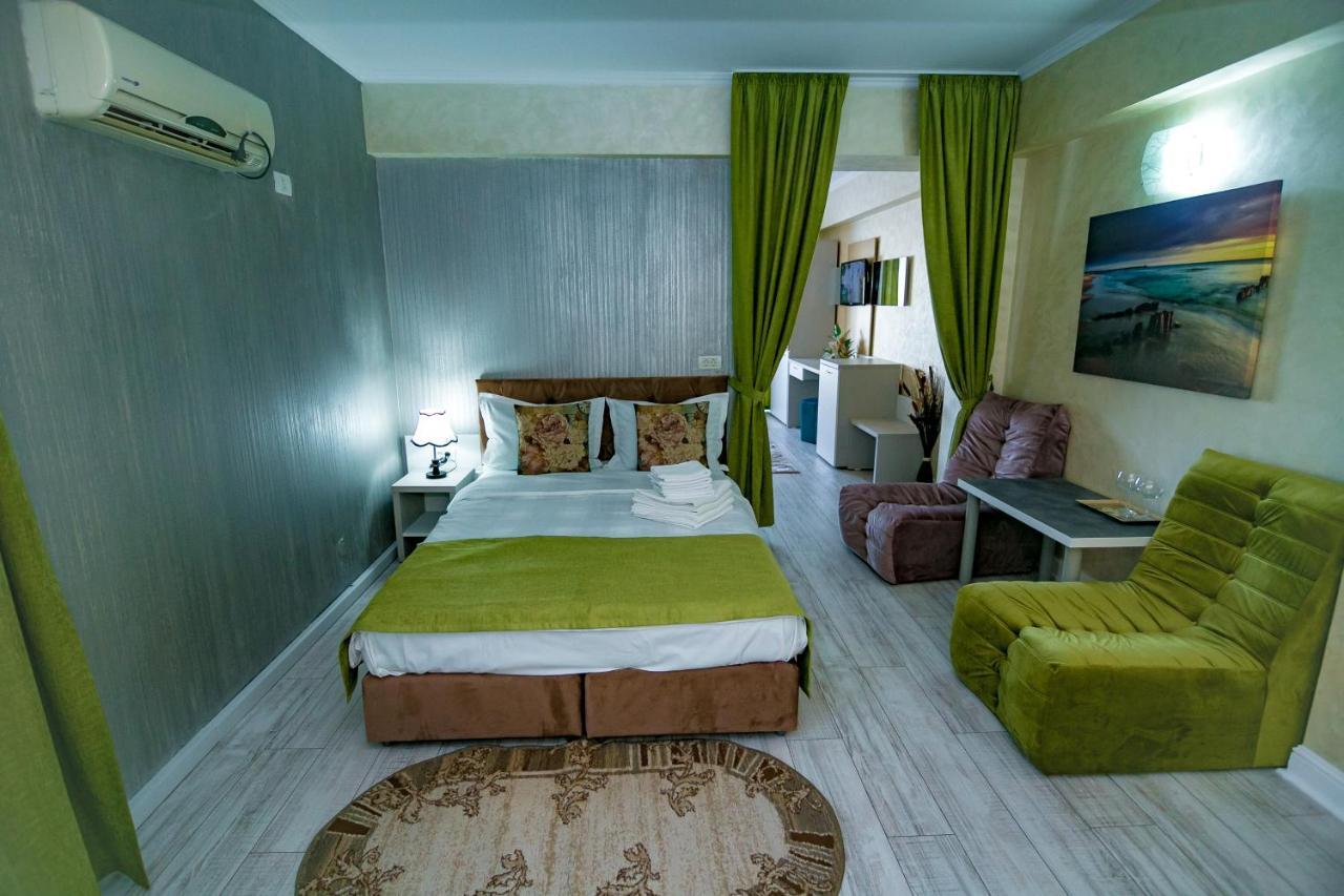 Floare De Iris Hotel วามาเวเก ภายนอก รูปภาพ