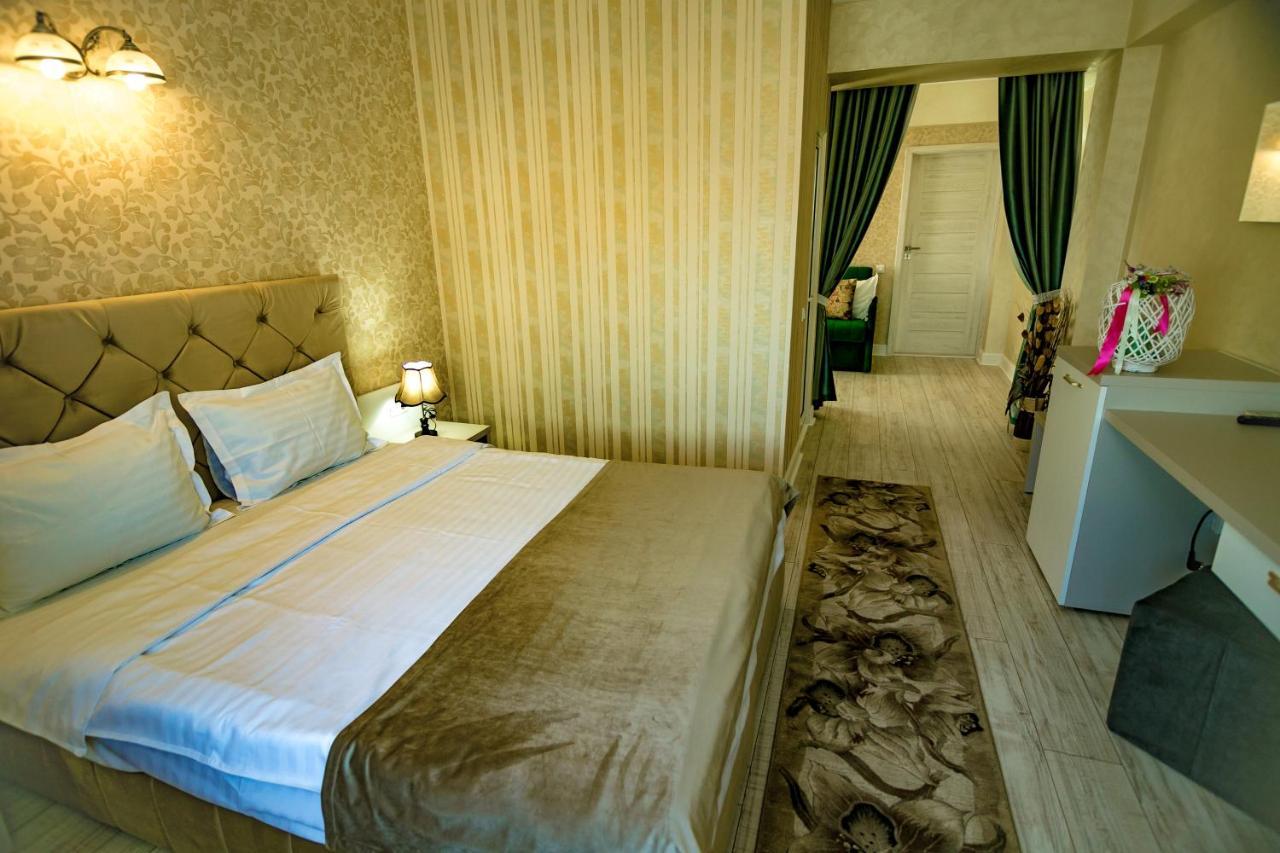 Floare De Iris Hotel วามาเวเก ภายนอก รูปภาพ