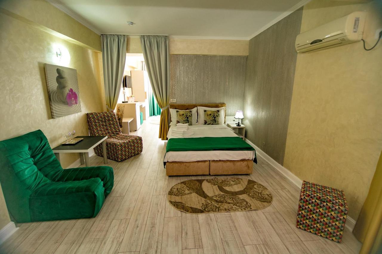 Floare De Iris Hotel วามาเวเก ภายนอก รูปภาพ